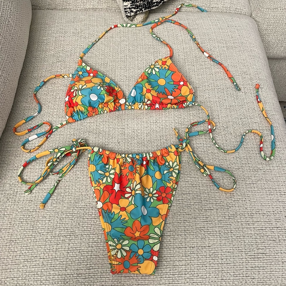 Floral bikini